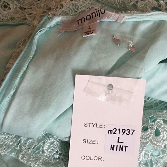 Lace sleeveless 👗 in mint green size large NWT - Picture 7 of 8
